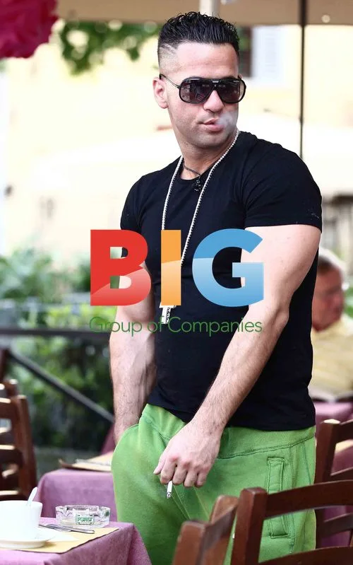 Jersey Shore Stars Lunch and Shopping in Florence