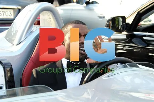 Kanye West Arrives in Cannes