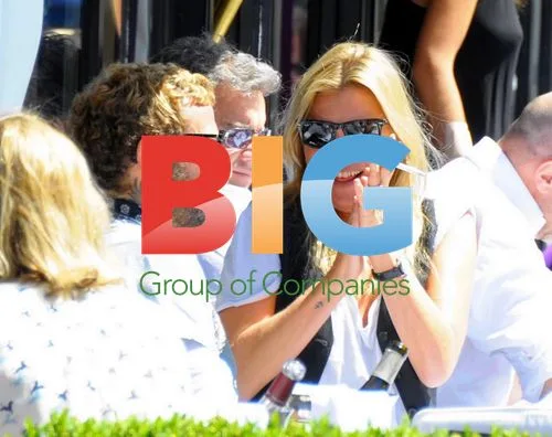 Kate Moss Enjoys Lunch in Paris