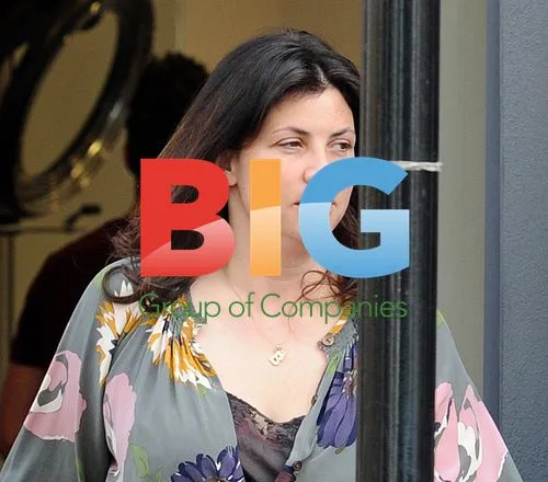 Kirsty Allsopp Visits Hair Salon in London