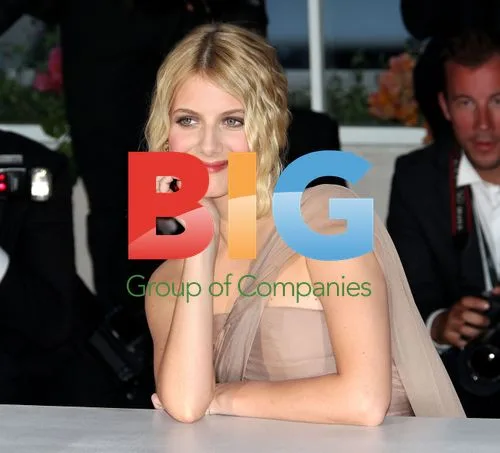 Melanie Laurent at Cannes Palme d'Or Photocall
