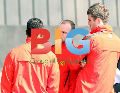 Manchester United Leave for Champions League Final