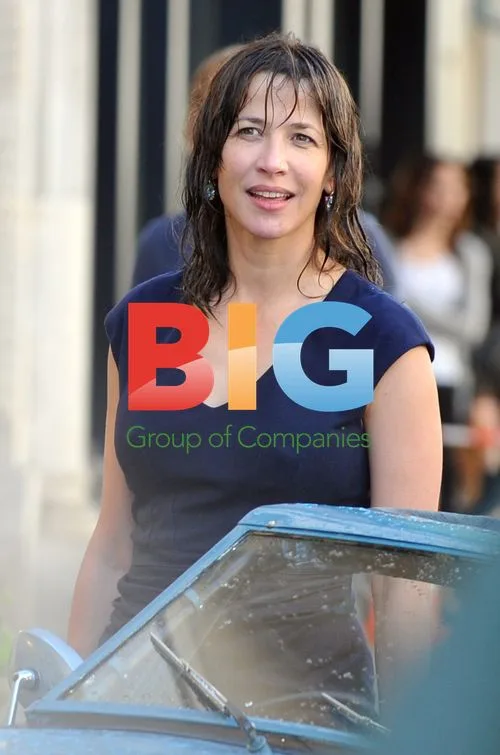 Sophie Marceau and Gad Elmaleh on Paris film set
