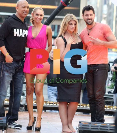 Hines Ward and Kym Johnson perform on GMA