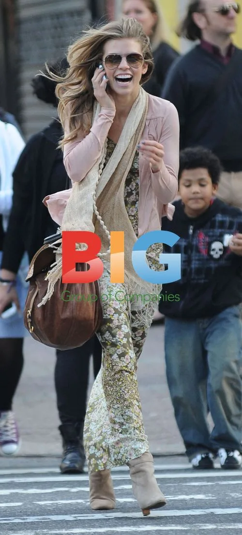 AnnaLynne McCord Midtown Manhattan Walk