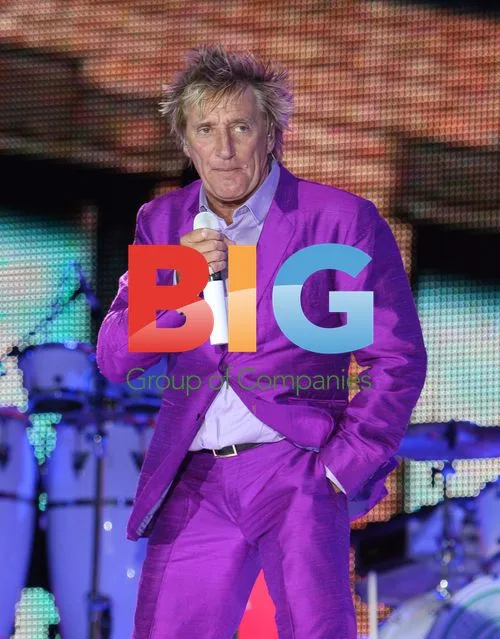 Rod Stewart Performs at Newbury Racecourse
