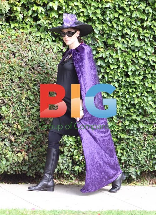Jennifer Garner in Witch Costume