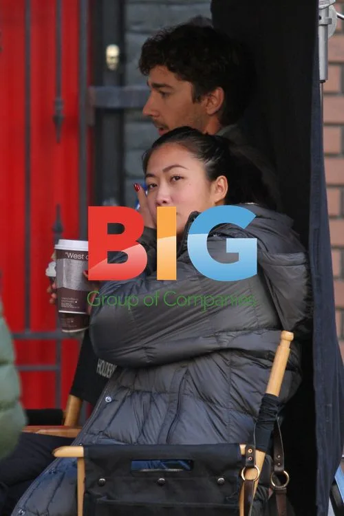 Shia LaBeouf\'s On-Set PDA with Girlfriend