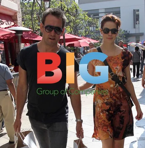 Michelle Monaghan shopping at The Grove