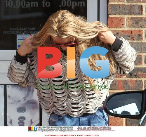 Katie Price with 'Signed by Katie Price' contestants