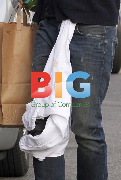 Colin Farrell Rocks Plunging Neckline