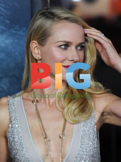 Naomi Watts at "J. Edgar" premiere