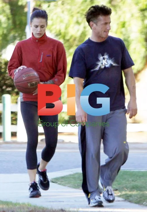 Sean Penn and Shannon Costello Play Basketball