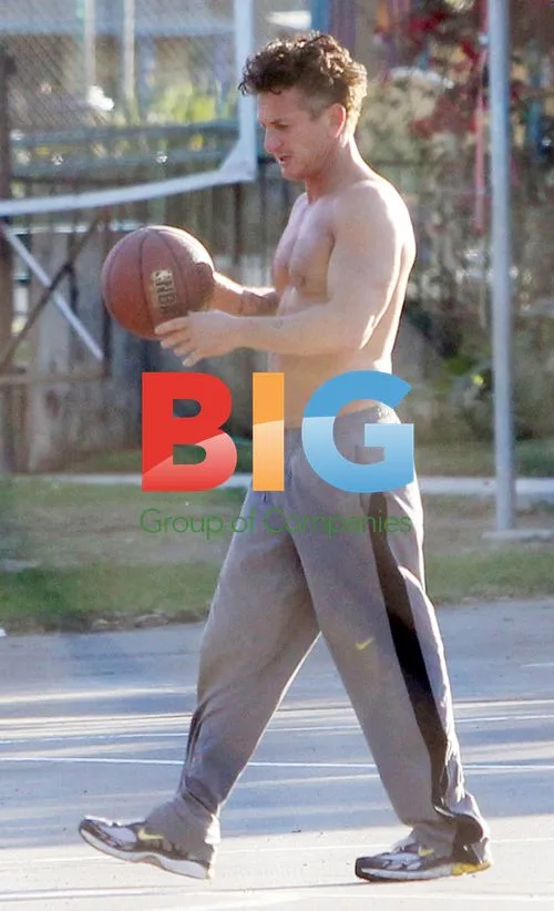 Sean Penn and Shannon Costello Play Basketball