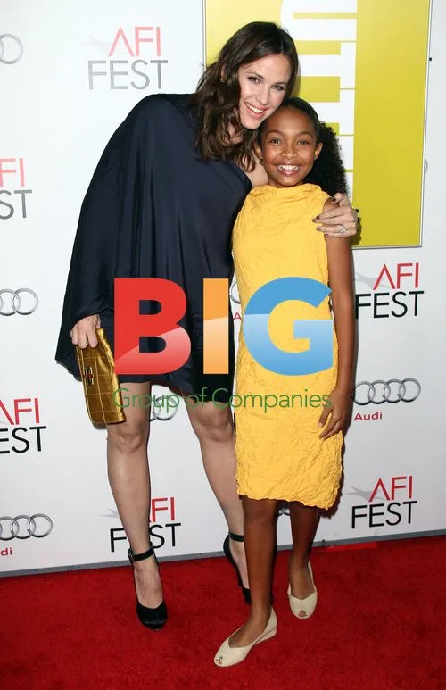 Jennifer Garner and Yara Shahidi at Butter Screening