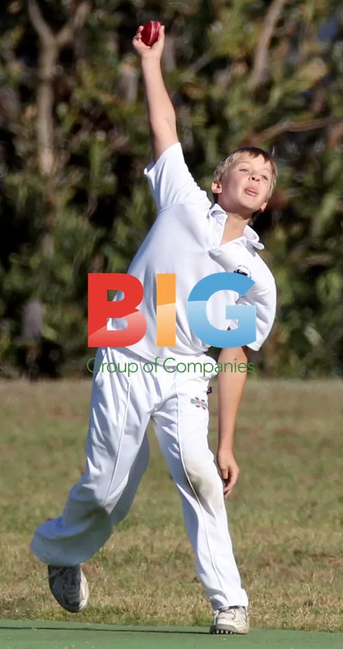 Glenn McGrath watches son James' cricket match