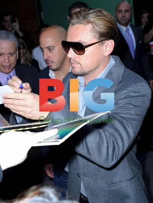Leonardo DiCaprio Signing Autographs