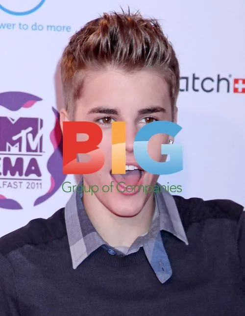 Justin Bieber at 2011 MTV EMAs