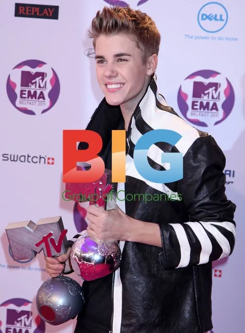 Justin Bieber at 2011 MTV EMAs