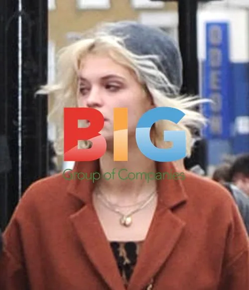 Pixie Geldof and Boyfriend George Barnett in Soho