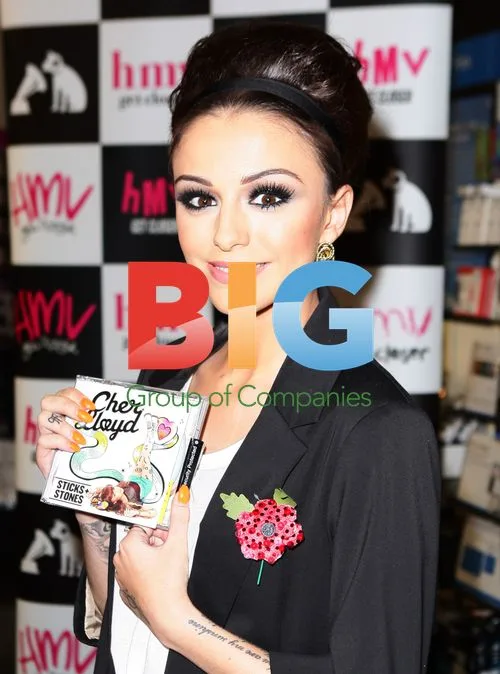Cher Lloyd Signing Album 'Sticks and Stones'