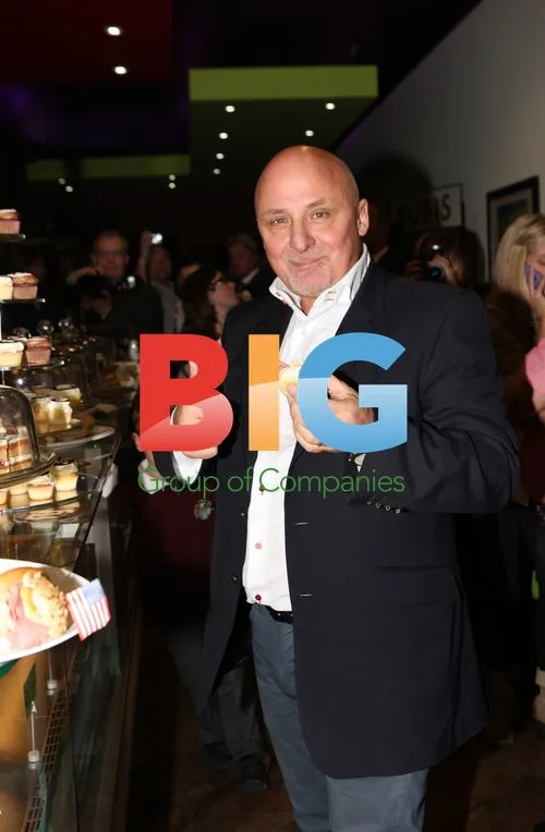 Chef Aldo Zilli Visits Peter Andre's Coffee Shop