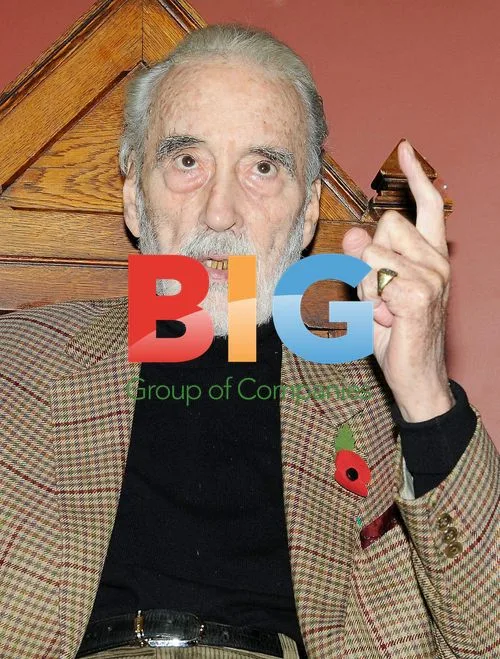 Sir Christopher Lee Receives Bram Stoker Medal