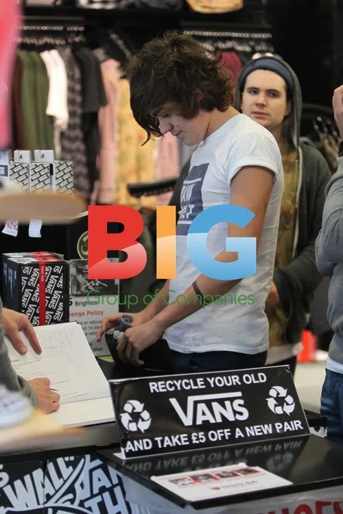 Frankie Cocozza Shopping for Trainers