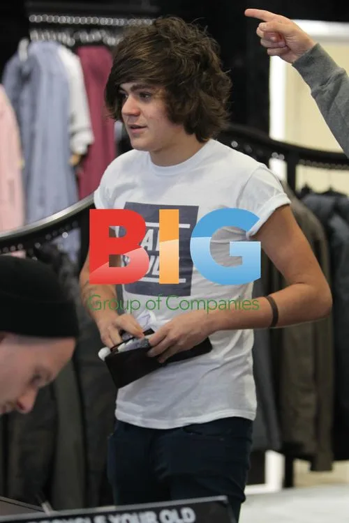 Frankie Cocozza Shopping in Brighton