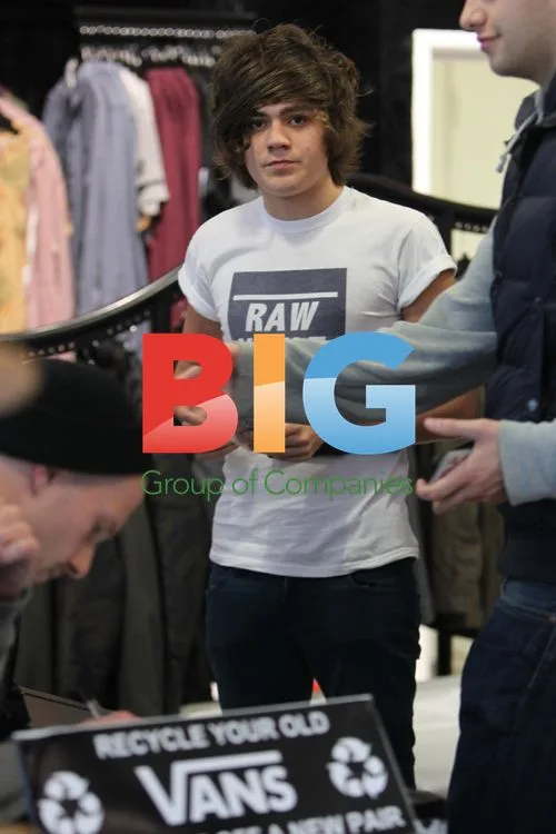 Frankie Cocozza Out Shopping