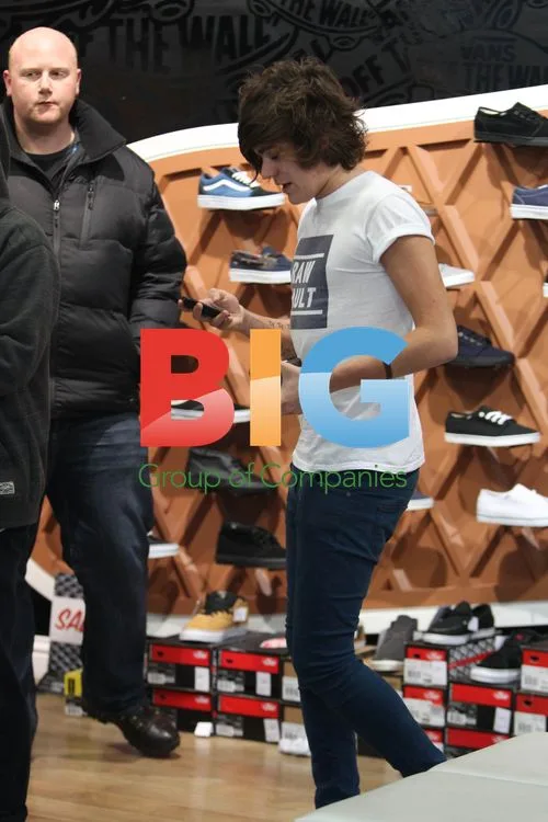 Frankie Cocozza Shopping in Brighton