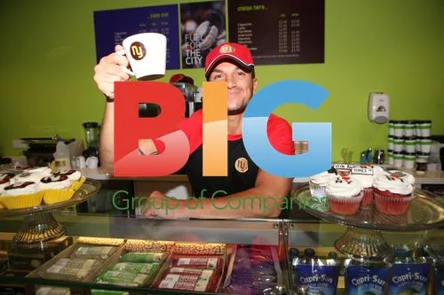 Peter Andre Opens New Coffee Shop