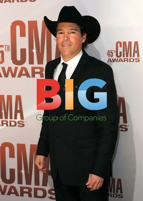 Clay Walker at the 45th CMA Awards
