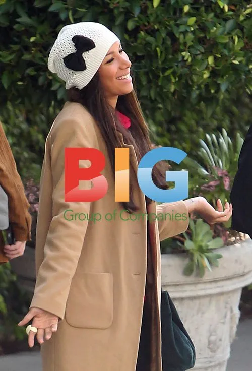 Singer Leona Lewis Arrives at Hotel in LA