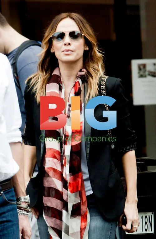 Natalie Imbruglia with Mystery Man in Sydney