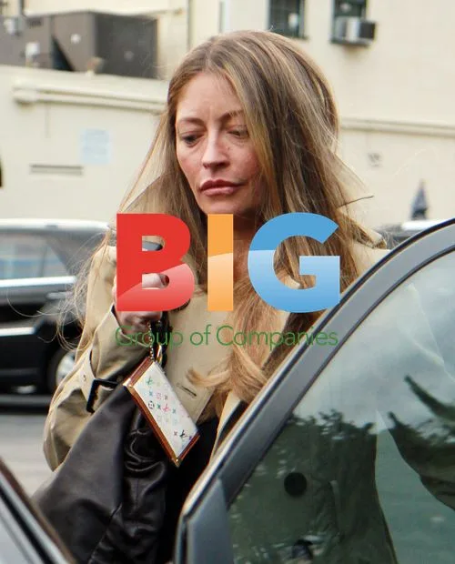 Pregnant Actress Rebecca Gayheart Spotted in LA