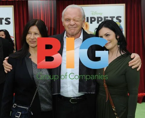 Anthony Hopkins attends Muppets premiere