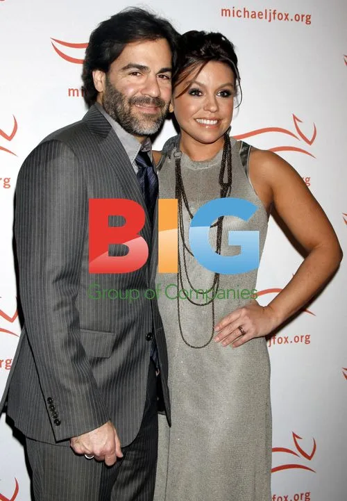 Rachael Ray and husband arrive at Parkinson's benefit