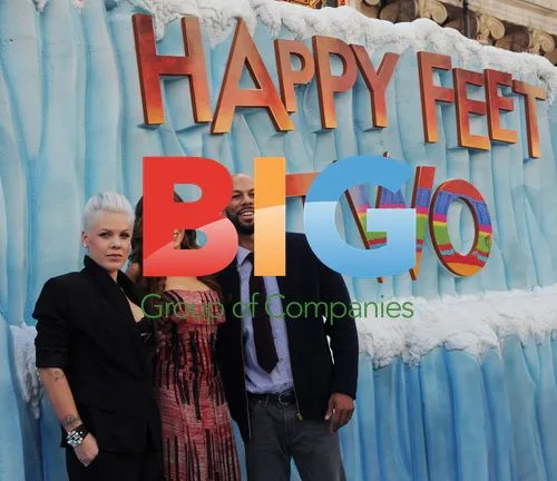 Pink, Vergara and Common at "Happy Feet Two" premiere