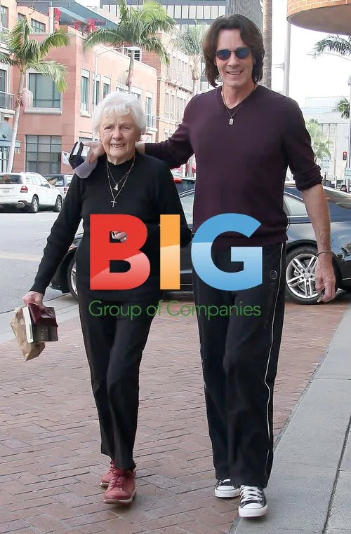 Rick Springfield with 93-year-old mother