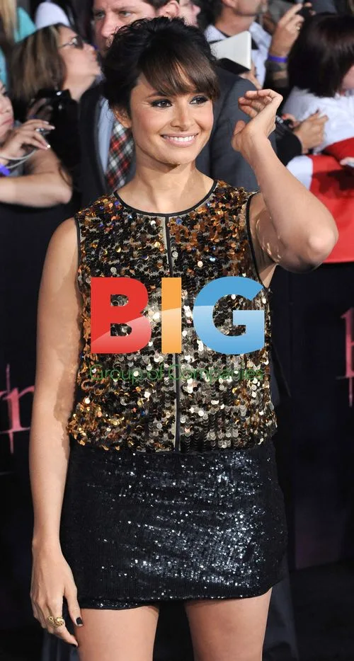 Mia Maestro at "Twilight" Premiere