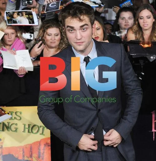 Robert Pattinson at 'Twilight: Breaking Dawn' Premiere