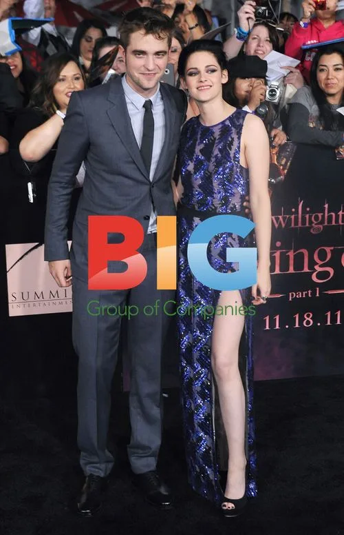 Pattinson and Stewart at Twilight Premiere
