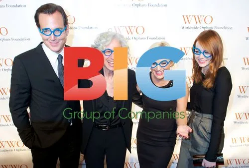 Arnett, Aronson, Poehler, Stone at Orphans Foundation Gala