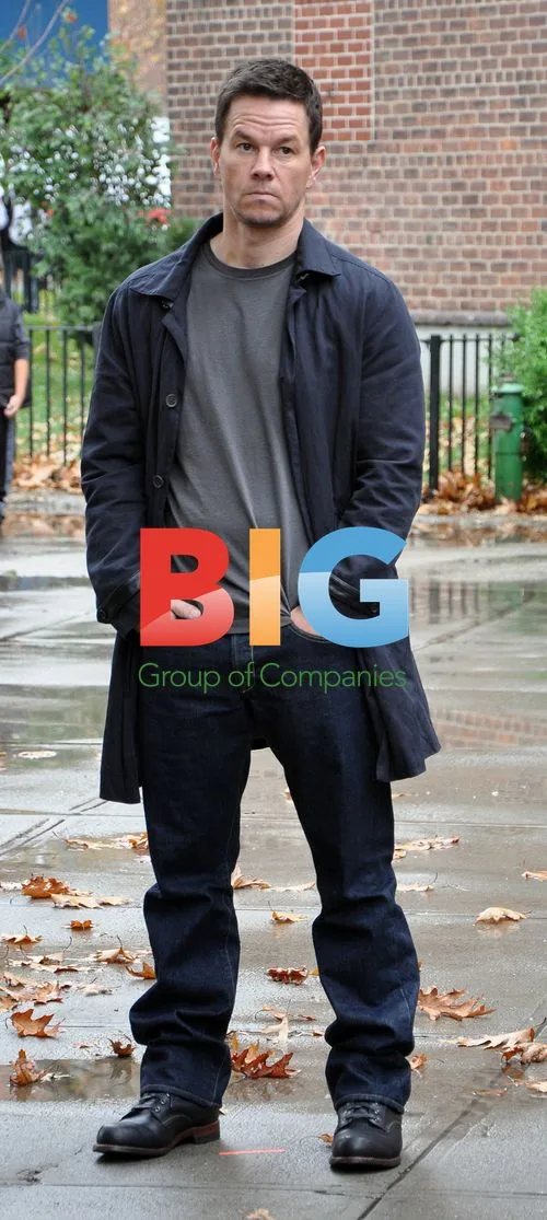 Mark Wahlberg on 'Broken City' Set