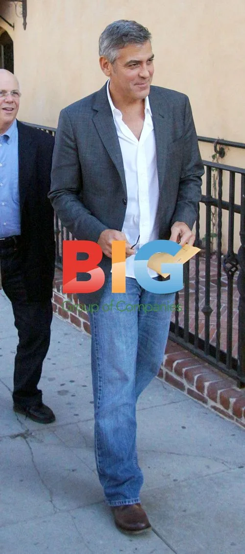 George Clooney Leaving Lunch with Co-star