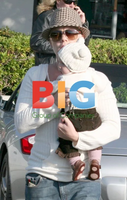 Pink with baby Willow in Malibu