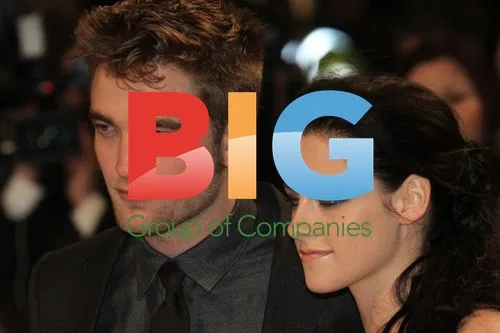 Robert Pattinson, Kristen Stewart, Taylor Lautner at Twilight Premiere