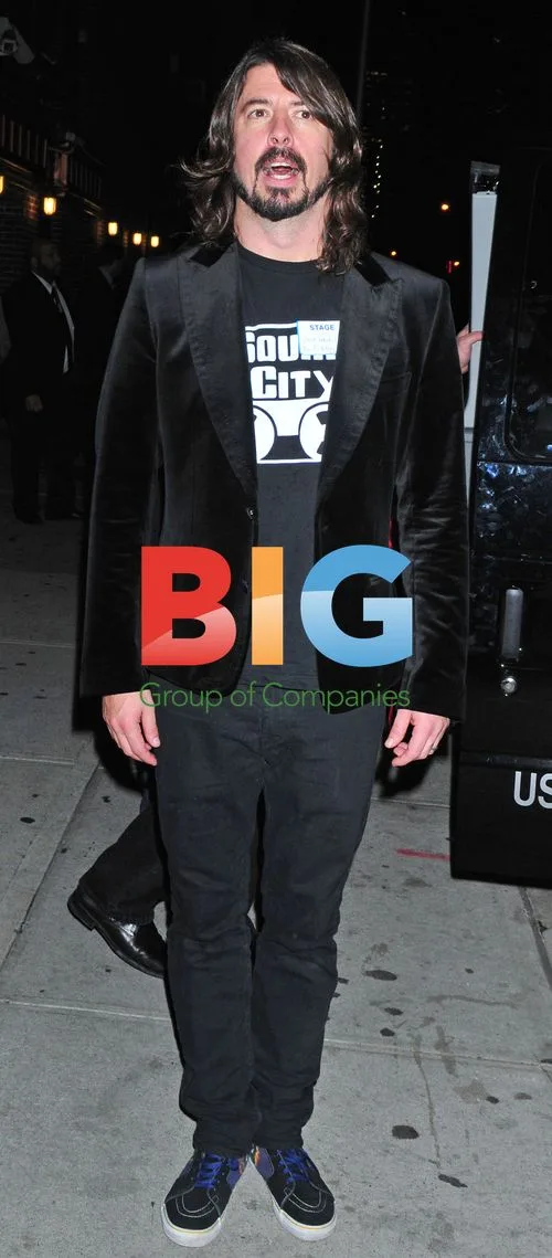 Dave Grohl Arrives at Letterman Show