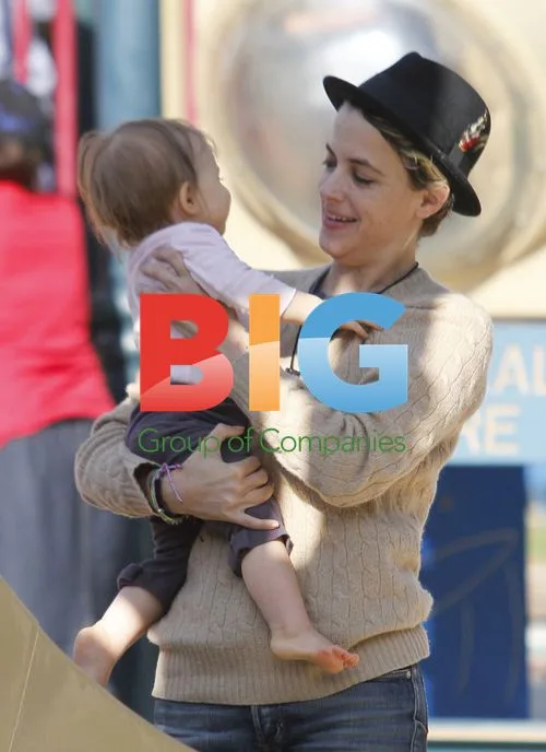 Samantha Ronson with Girlfriend and Baby